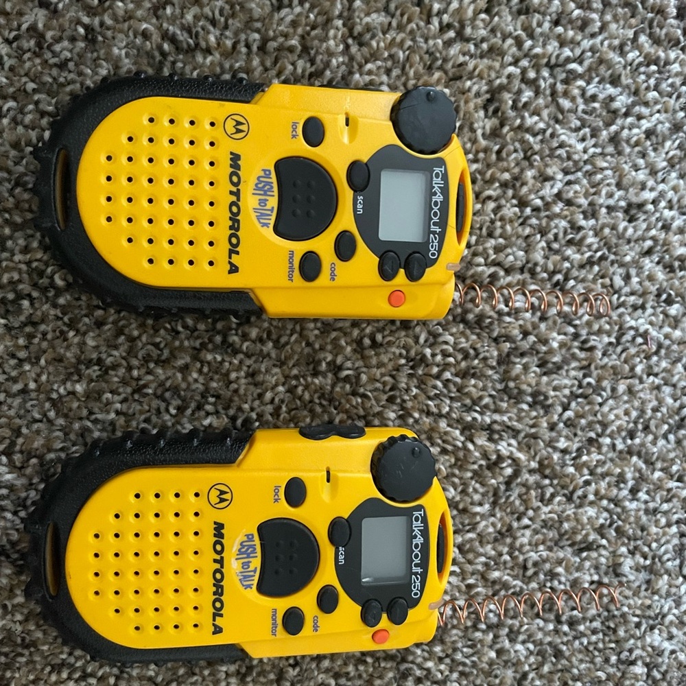 Motorola Talkabout 250 Walkie Talkies